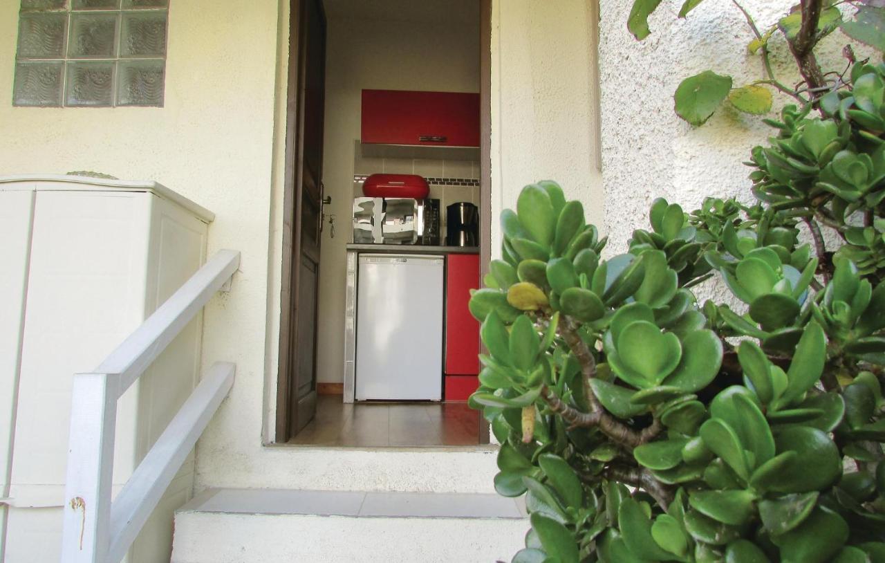 1 Bedroom Nice Apartment In Bastia Bastia  Buitenkant foto